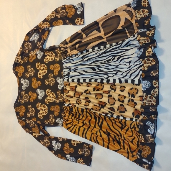 Super Soft Flowy Animal Print Boutique Dress - Picture 2 of 4